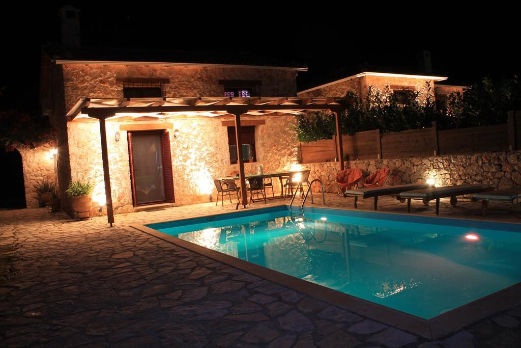 Dioni Villa Сивота Номер фото