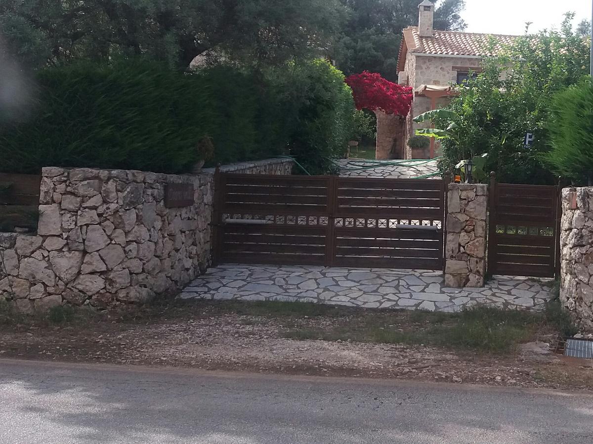 Dioni Villa Сивота Экстерьер фото
